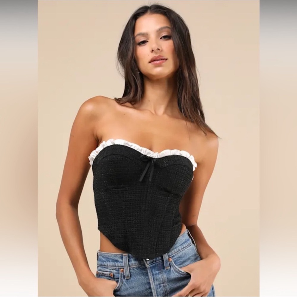 Lulus black corset top with white trim - Picture 1 of 5
